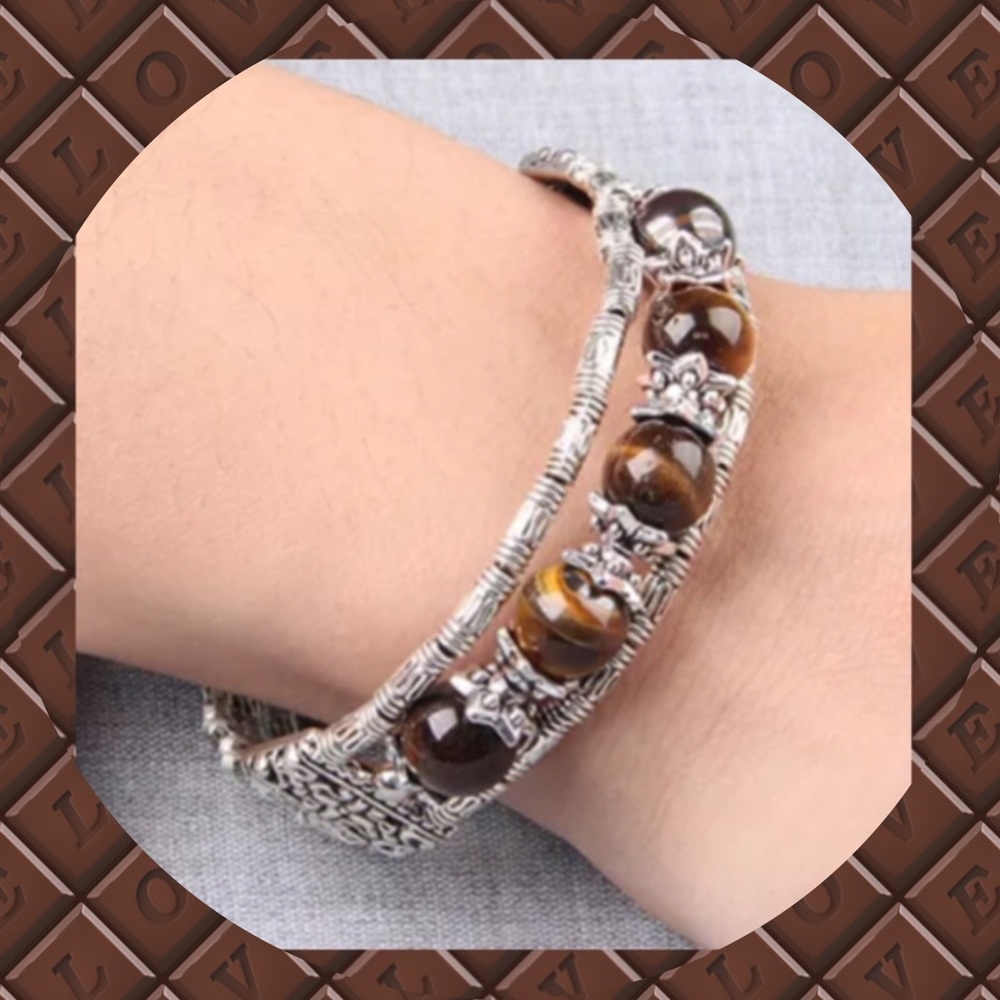🍁NEW Silver Tiger Eye Stone Bangle